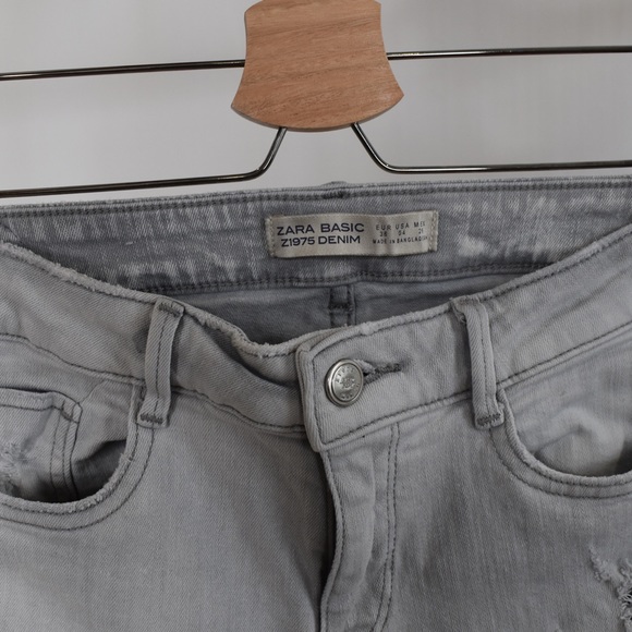 Light wash Skinny Jeans - Picture 2 of 5